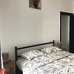 בית הארחה Pranayama Sea View Room- Shared Bathroom *