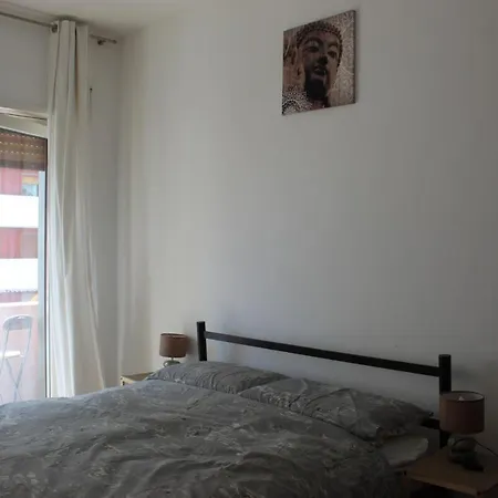 Pranayama Sea View Room- Shared Bathroom Guest house *